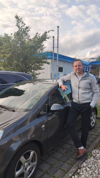  ,   Sergej, 38 ,   ,   , c 