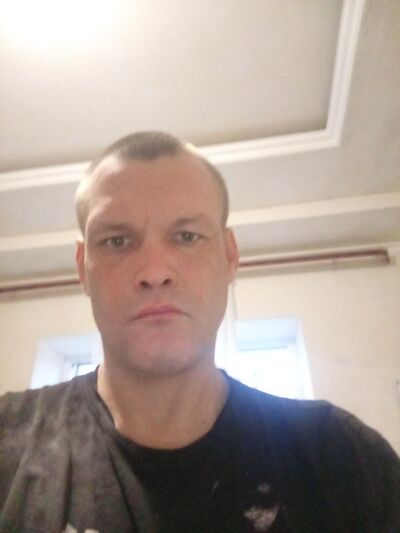  --,   , 37 ,  