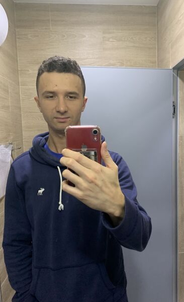  ,   Anton, 31 ,   ,   