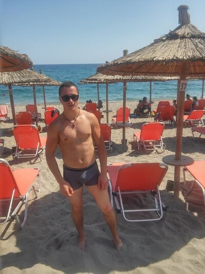  ,   Mihai, 30 ,   