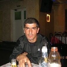  7830446  Artur, 43 ,    