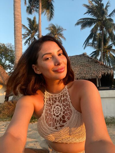  ,   Lana, 32 ,   ,   