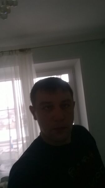  ,   Makx, 43 ,   