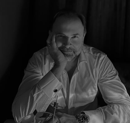  ,   Kerem bikmaz, 39 ,   ,   