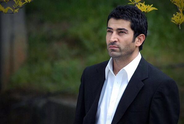  --,   Alisher, 42 ,   ,   