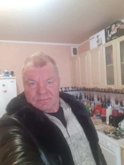  ,   Alexander, 61 ,   c 