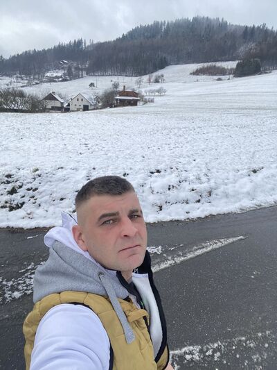  Praha,   Vasyl, 34 ,   ,   