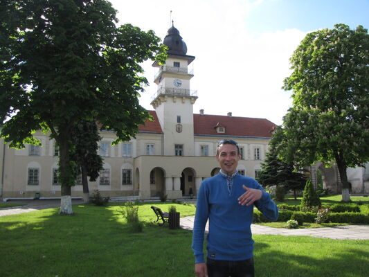  ,   Anatolii, 38 ,   ,   , c 