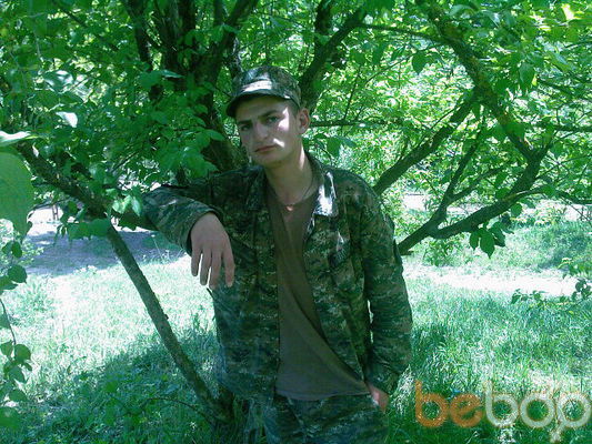  ,   Varos, 33 ,   