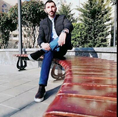  ,   RamiN, 37 ,   ,   , c 