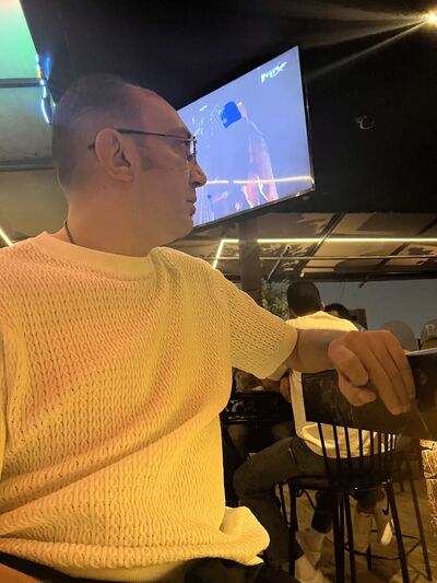  ,   George, 44 ,   ,   
