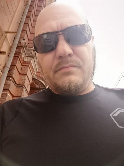  --,   Anton, 43 ,   ,   , c 
