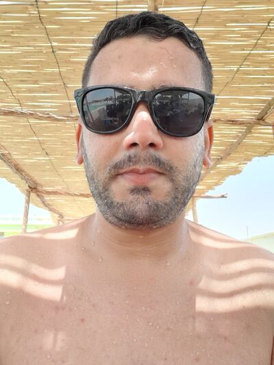  ,   Mohamde, 33 ,   ,   , c 