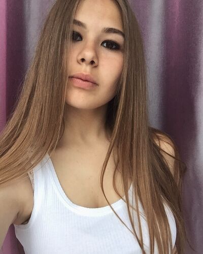  ,   Kamilla, 22 ,   ,   , 