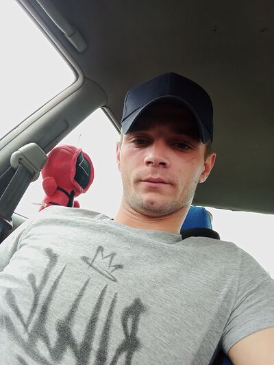  ,   Maxim, 31 ,   ,   