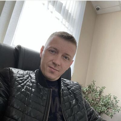  -,   Denis, 39 ,   ,   