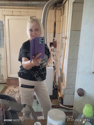  ,   Svetlana, 54 ,     