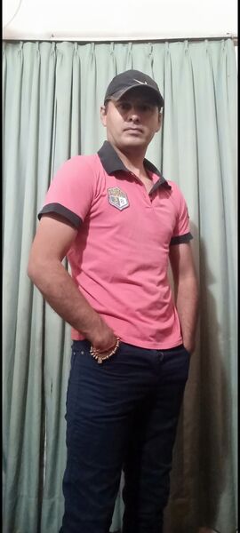  -,   Enrique, 46 ,   ,   