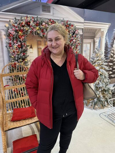  ,   Arina, 51 ,   ,   