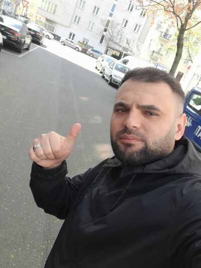  ,   Rafet, 33 ,   ,   