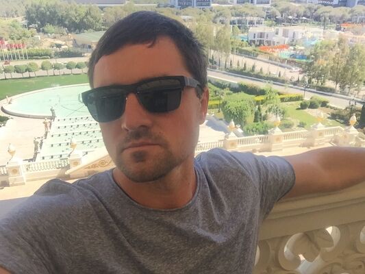  ,   Alex, 40 ,   ,   