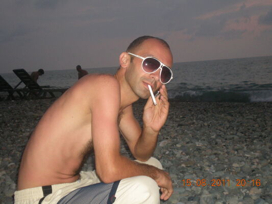  ,   Alex, 44 ,   ,   , c 