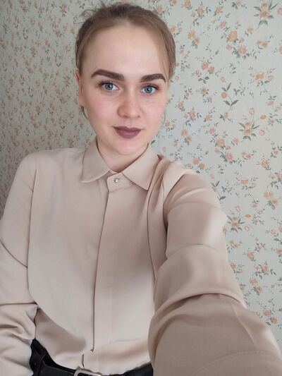  ,   Yana, 26 ,   ,   