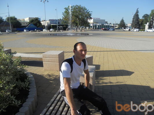  ,   Denis, 37 ,  