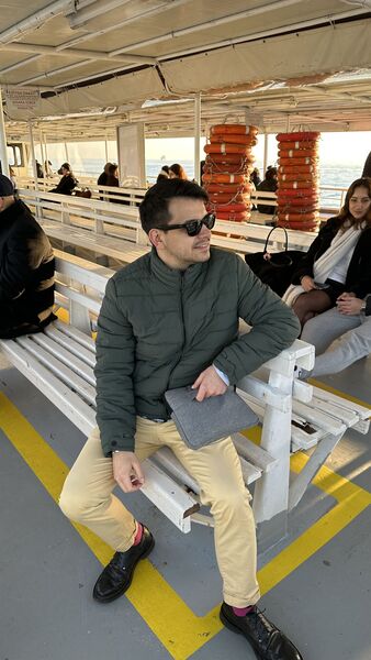  ,   Evgenii, 37 ,   ,   , c 