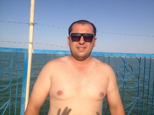  ,   Ruslan, 42 ,     , c 