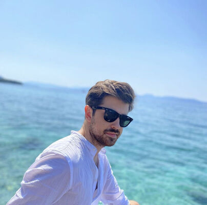  ,   Ali, 25 ,   ,   