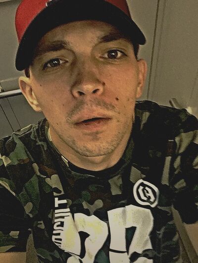  ,   Oleg, 32 ,   , 