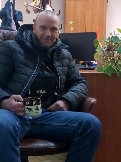  ,   Aleksandr, 80 ,  
