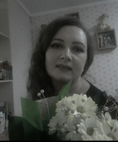  ,   Ksenia, 48 ,   c 