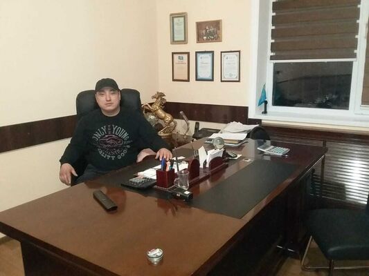  ,   Arman, 41 ,   ,   , c 