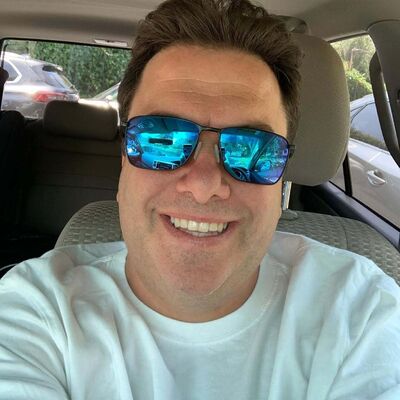  ,   Chris, 56 ,   ,   