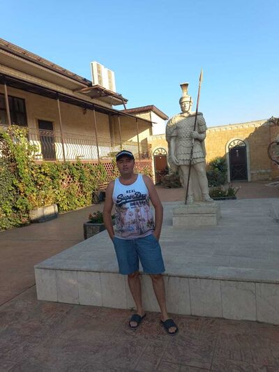  ,   Teymur, 49 ,   ,   