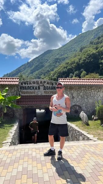  ,   Alexander, 32 ,   ,   , c 