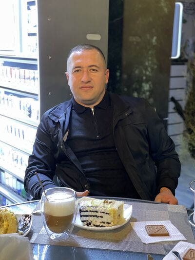  ,   Vaxobsamiyev, 35 ,   ,   