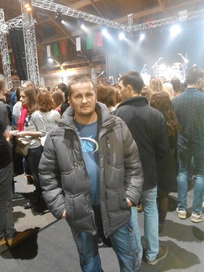  ,   Aleh, 49 ,   ,   , c 