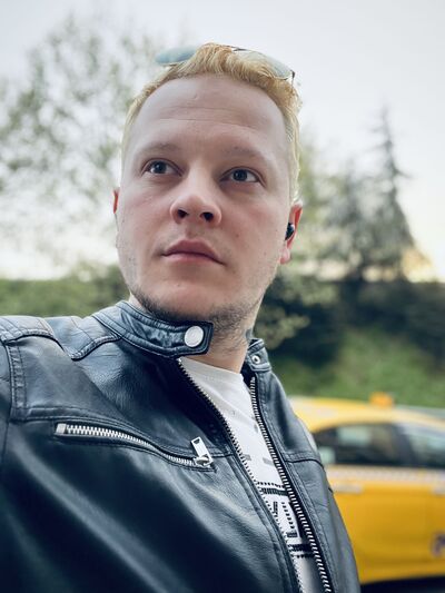  Esenyurt,   Ivan, 28 ,   ,   , c , 