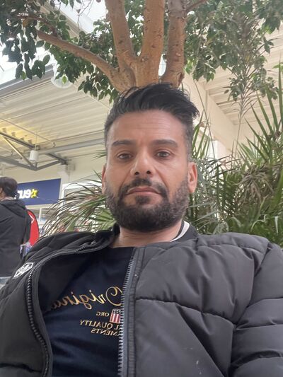  ,   Ashraf, 45 ,   ,   , c , 