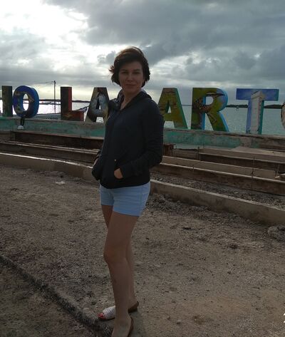  ,   Elena, 51 ,   ,   , c 