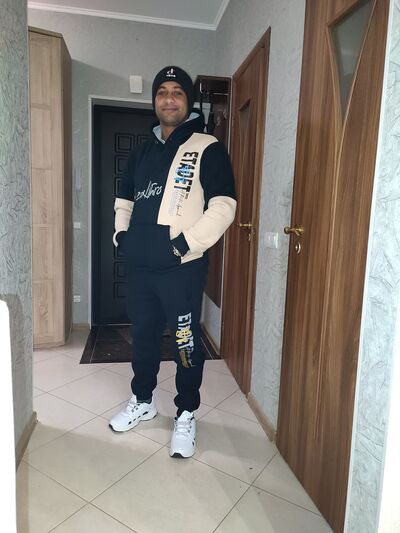  ,   Yonel Damian, 40 ,   ,   