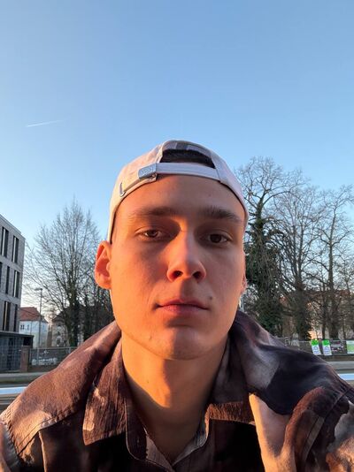  Hildesheim,   Danil, 22 ,   ,   , c , 