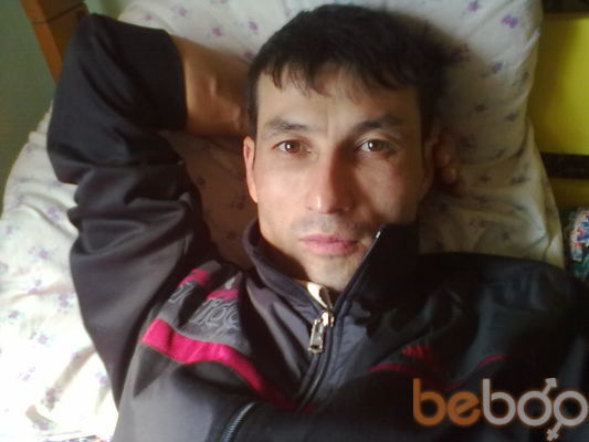  ,   Askar, 44 ,   
