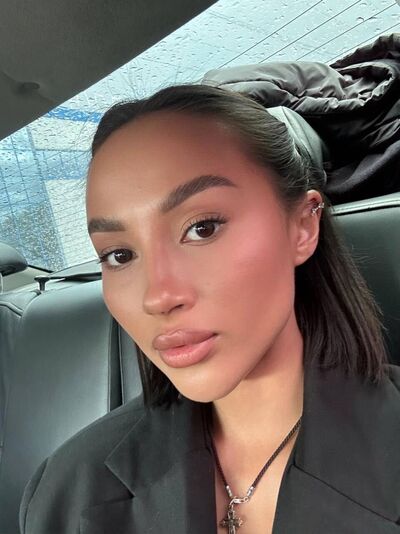  ,   Lina, 25 ,   ,   