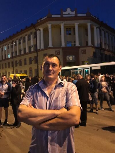  ,   Anton, 48 ,   ,   , c 