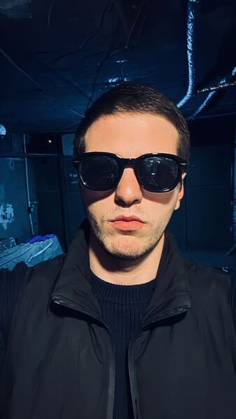  ,   Saba, 21 ,  