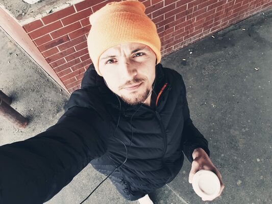  Soho,   Nellu, 32 ,   ,   